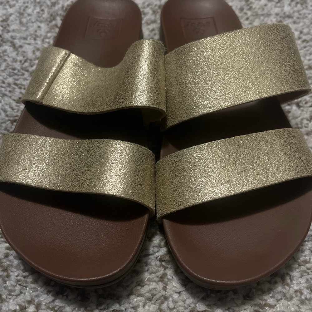 Reef slides.